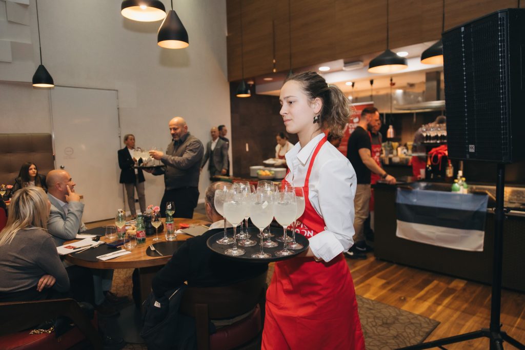 ant 1215 min uid 6906213493f8b